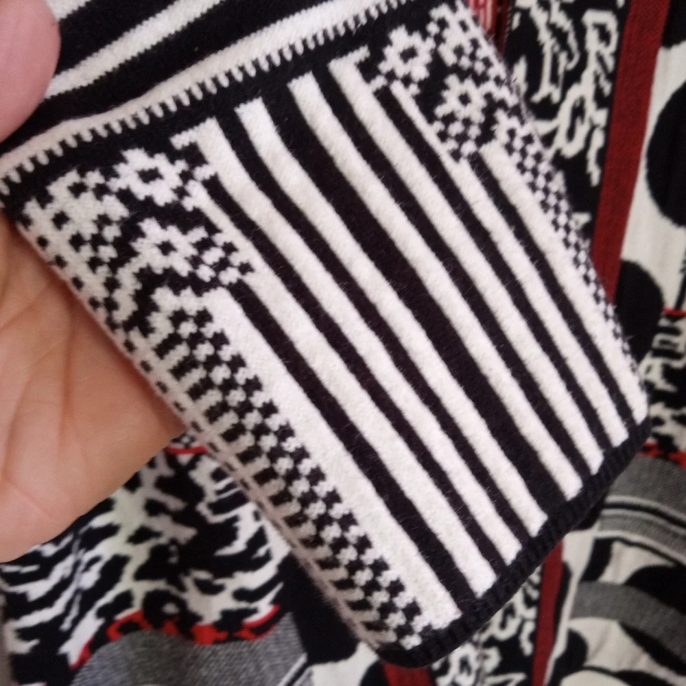 Chico's Black and Red Mixed Patterned Cardigan - Picture 5 of 10